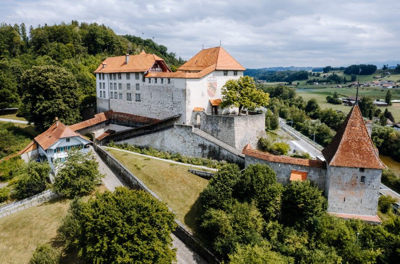 Schloss Laupen, Laupen, Switzerland